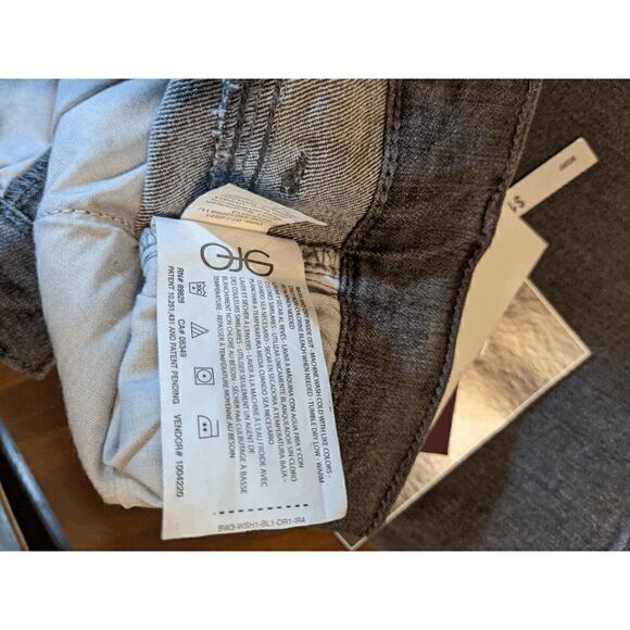 🆕NWT Women's Gloria Vanderbilt Amanda Classic Rise Tapered Leg Jeans - Picture 4 of 6